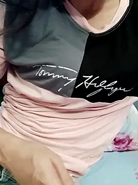 QueenSoreal webcam