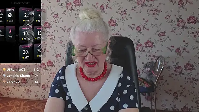 Maya_Mayflower webcam