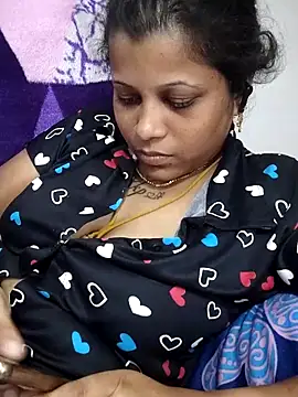 sweetqueen143 webcam