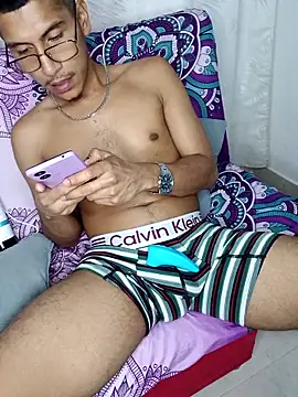 Lil_black009 webcam