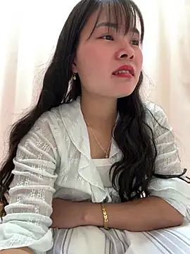Naked-xx Stripchat cam model