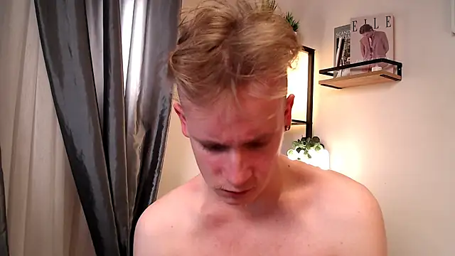 AlexxSweet webcam