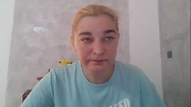 GoldenAngelMilf webcam