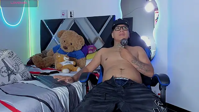 winniepooh_69 webcam