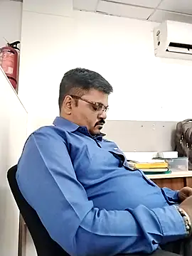 Desi_Lodo_Gujju_Boy webcam