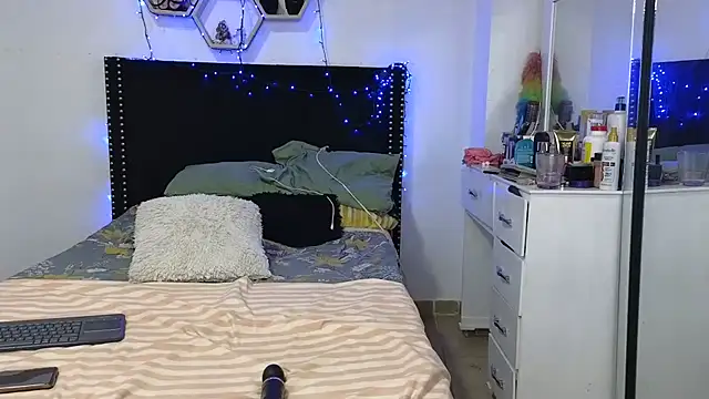 charlotte_077 webcam