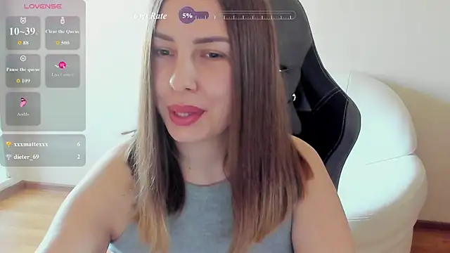 Mia_shy1 webcam