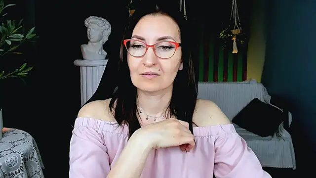unaterra - UnaTerra's free webcam - UK Sex Cams
