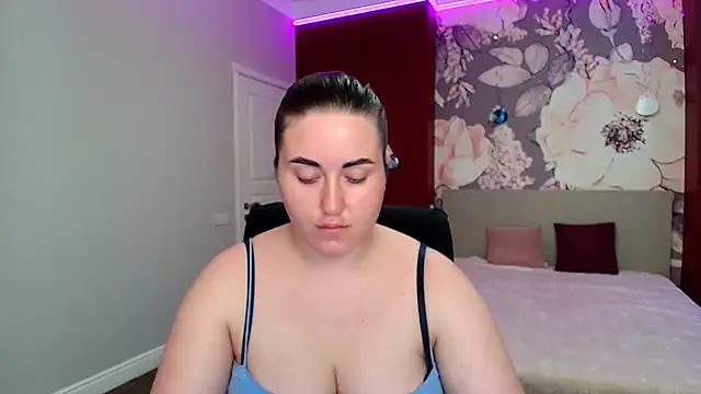 Roxie_Bradley webcam