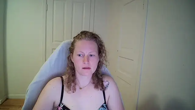 Girlnina-1995 webcam