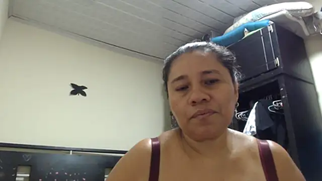 adrixxx38 webcam