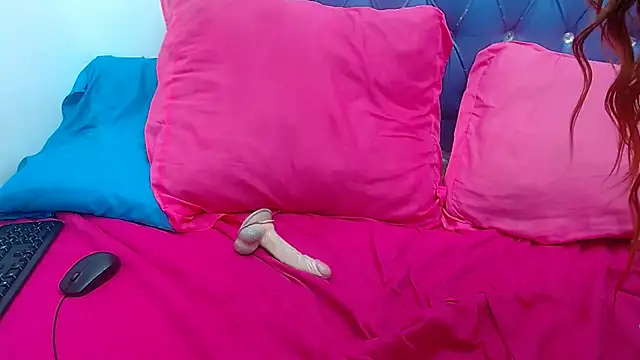 ExoticLenny32 webcam