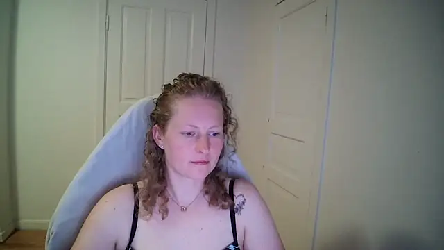 Girlnina-1995 webcam