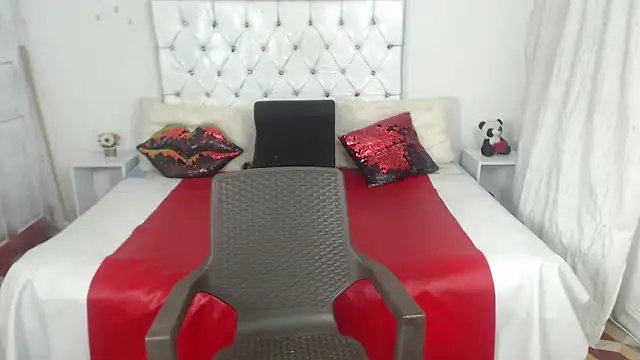 Sweetbigcatt webcam