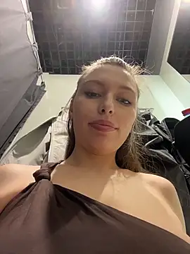 LeiaMood live sex cam