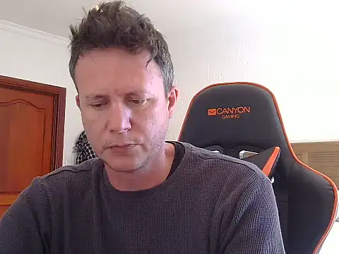 TroyDieselXXX webcam