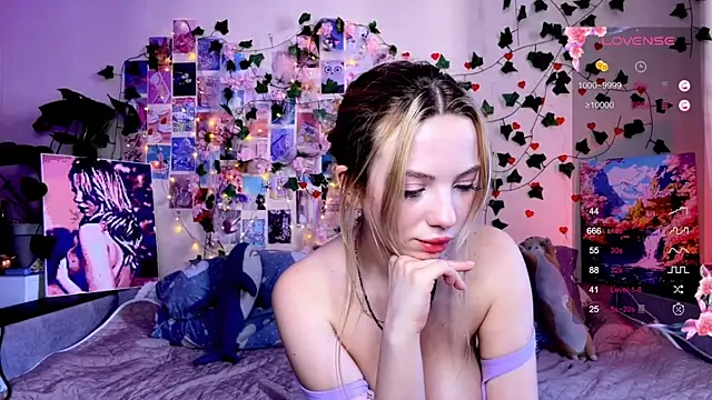 Akari-moon webcam