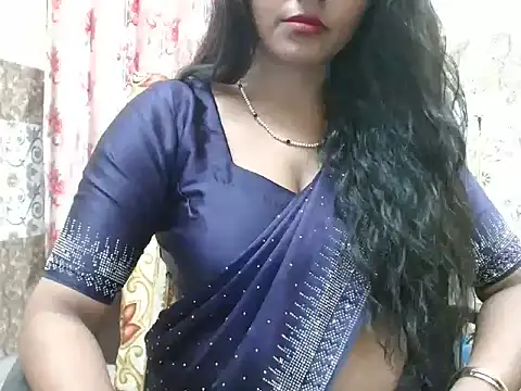 jannatmini Stripchat cam model