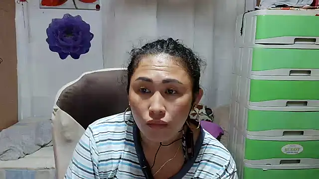 Filipina_Desire webcam