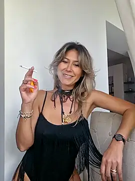 celynaross - CelynaRoss's free webcam - UK Sex Cams