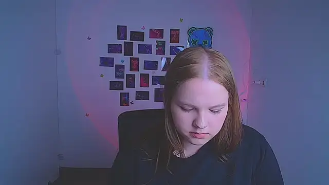 Kitty_Mia_Kitty webcam