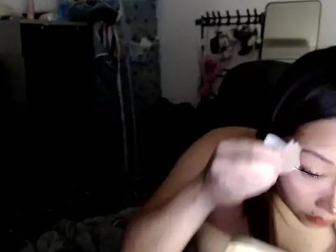 urqueendominant webcam