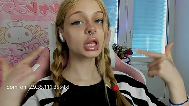 shy_melony webcam