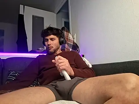 SexMachineMaks webcam