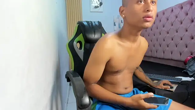 mastermorenohot1 webcam