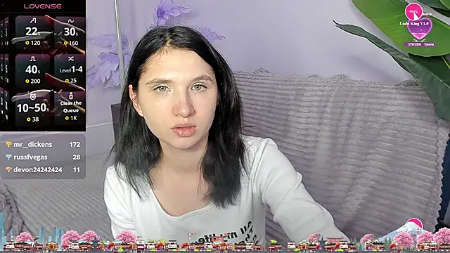 Kitty_Blondie webcam