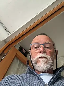 Moonraker64 webcam