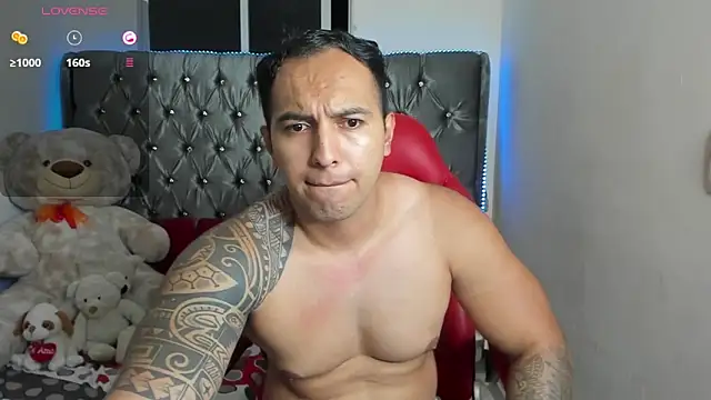 mrloganfuck1 webcam