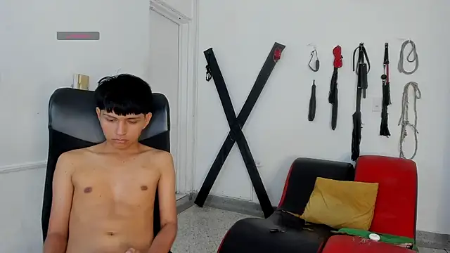 Gay_Red_Room webcam
