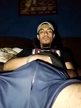 AlexAlejandro13 webcam