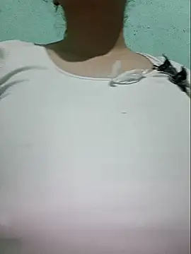 Shine_Mai webcam