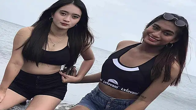 Elysia_Fox webcam