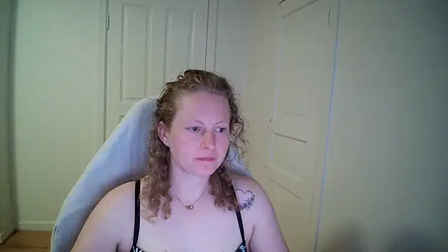 Girlnina-1995 webcam