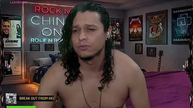 chino_roz webcam