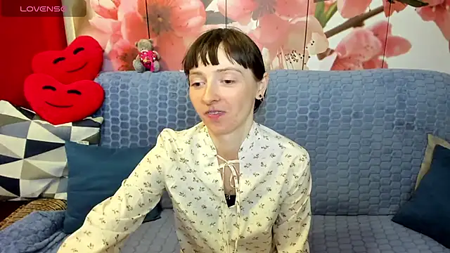 TayanaJons webcam