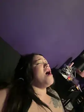 skinwalkingzombie webcam