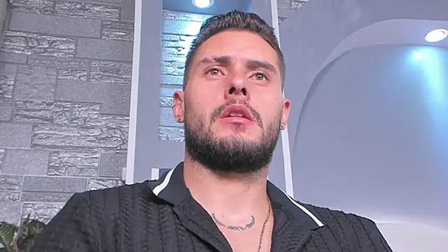 dominic_de_luca webcam
