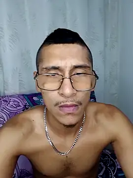 Lil_black009 webcam