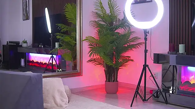 Abbela_White webcam