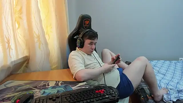 iliaskrislove webcam