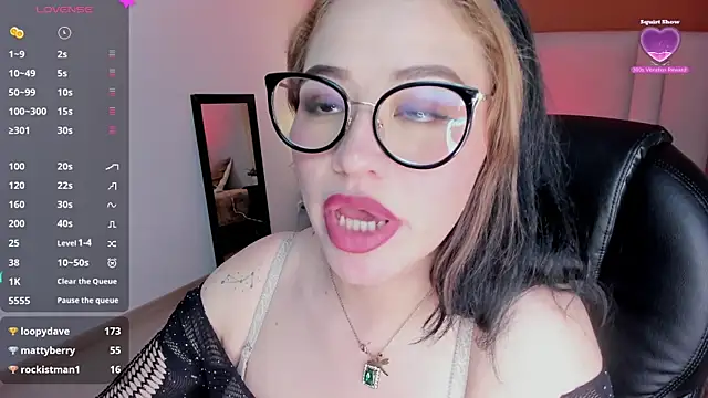 Dakhota_Rouge webcam