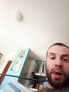 Alessiooo908 webcam