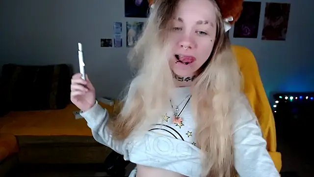 Nica_Kawaii webcam