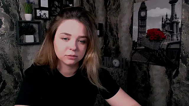 NicoleAura webcam
