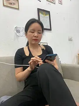 Ivy_Trix2 webcam