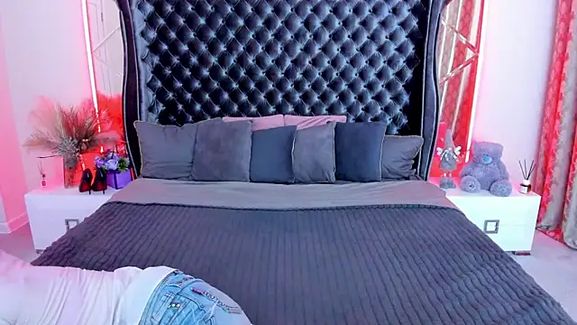 Rebecca_Diamond webcam